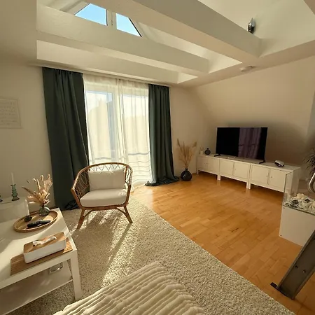 Apartment Gemuetliche Galeriewohnung Im Gruenen Trappenkamp