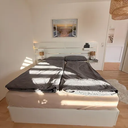 Gemuetliche Galeriewohnung Im Gruenen Apartment